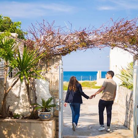 Fronte Mare Villa San Vito  Bagian luar foto